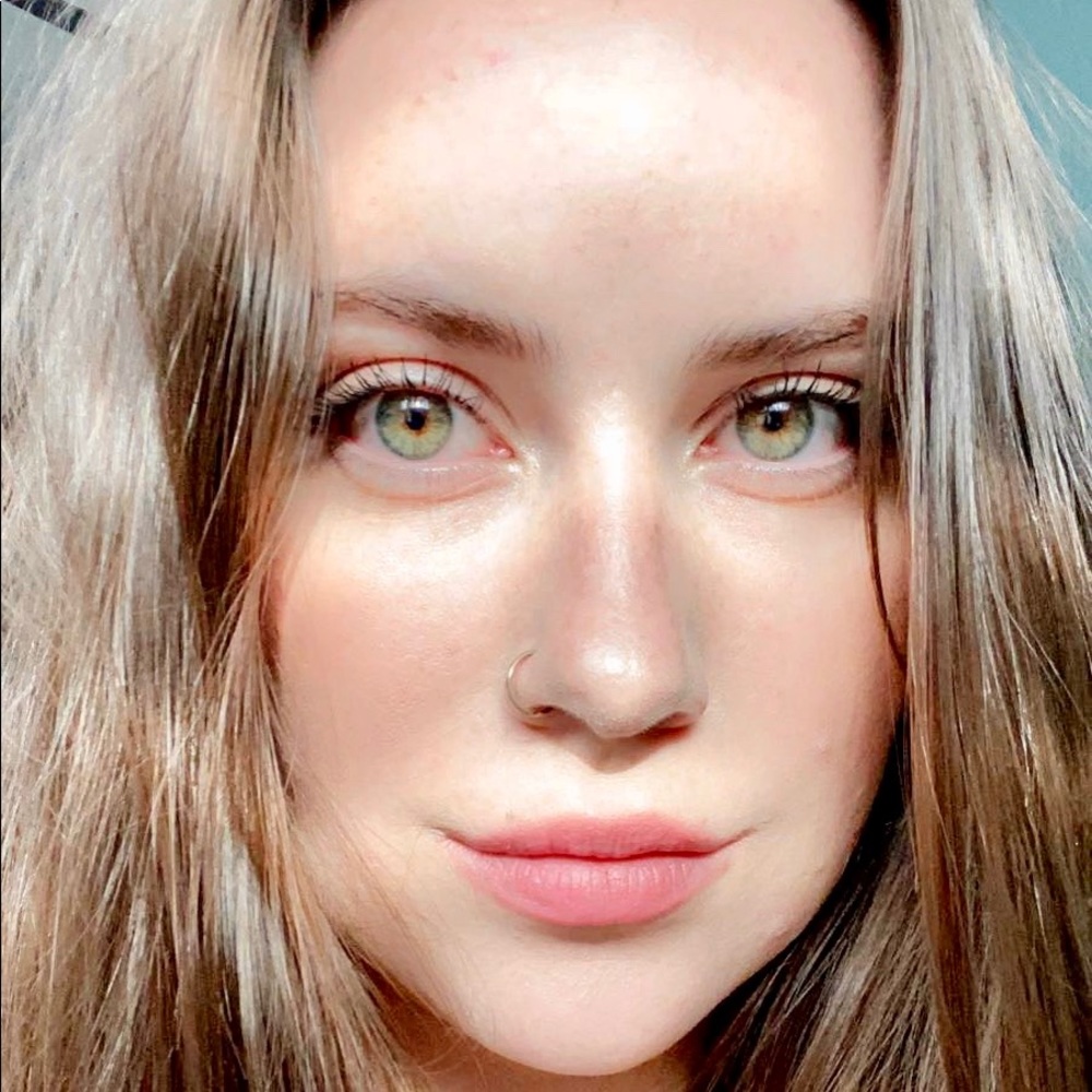 Meet your Posher, Kacey